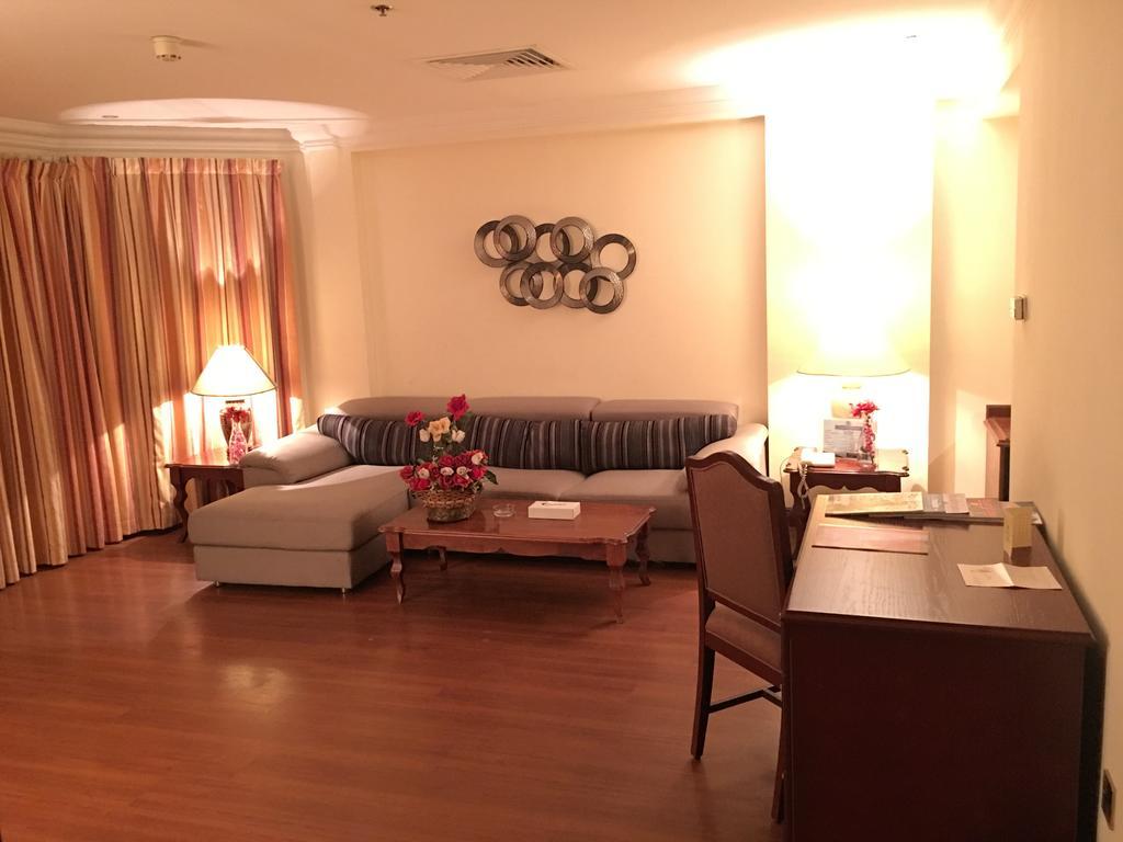 Bahrain Carlton Hotel Manamah Buitenkant foto