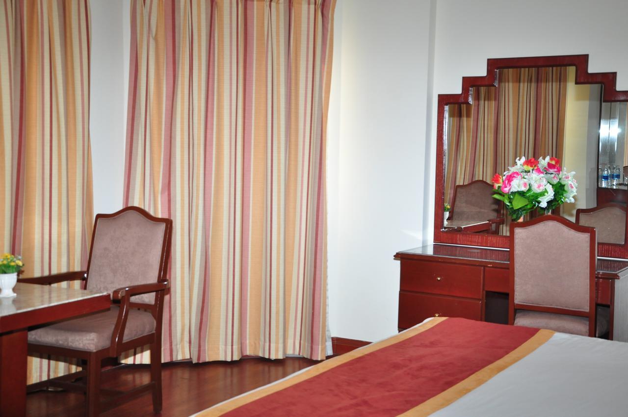 Bahrain Carlton Hotel Manamah Buitenkant foto