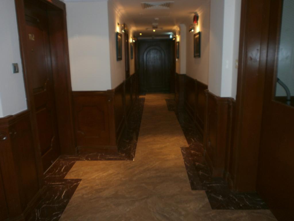 Bahrain Carlton Hotel Manamah Buitenkant foto