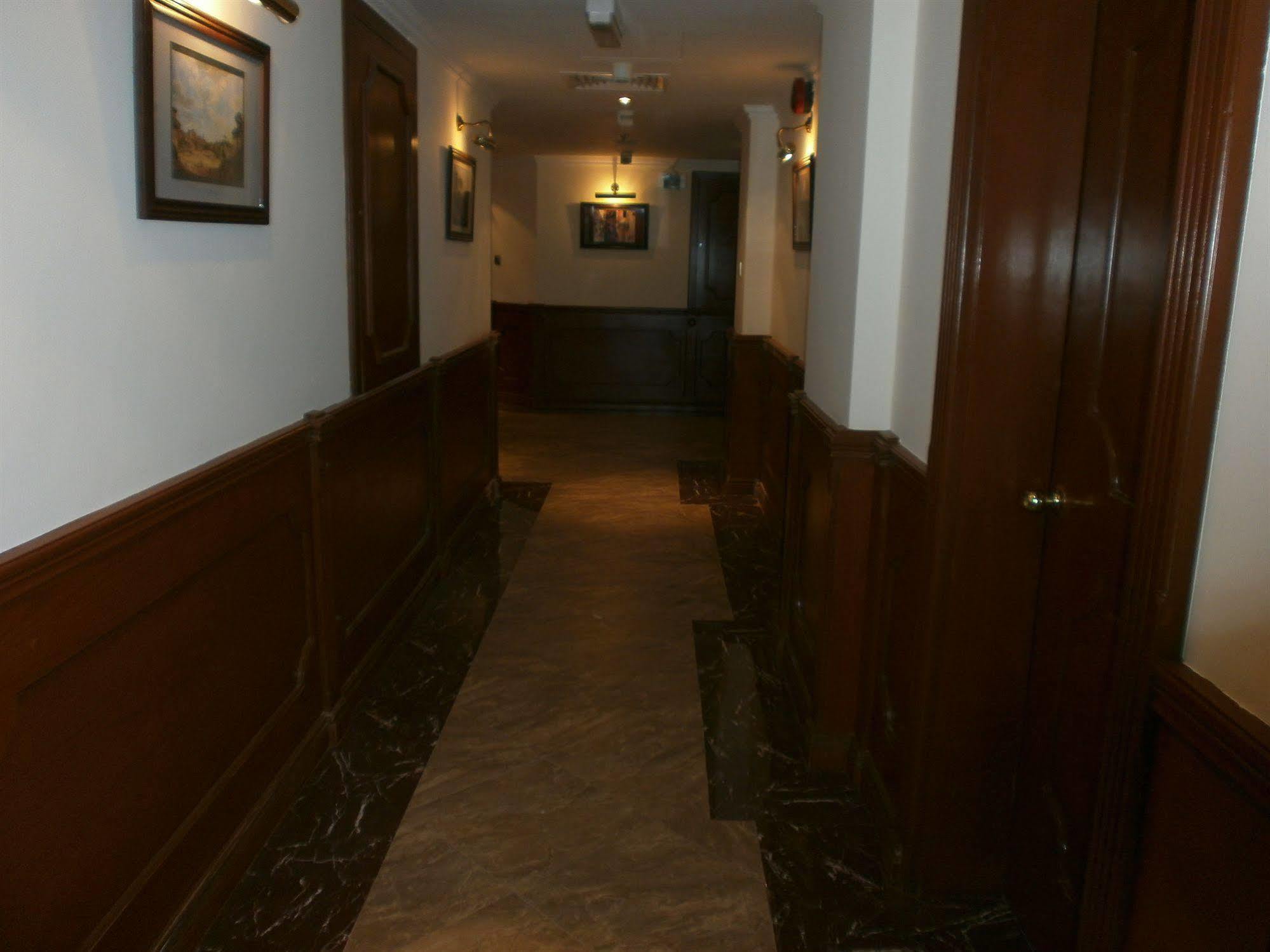 Bahrain Carlton Hotel Manamah Buitenkant foto
